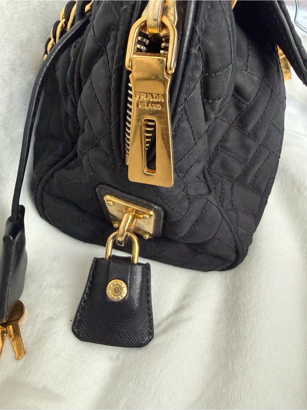 PRADA Vintage Tessuto Quilted Black and Gold Nylon Bag - Picture 5 of 12